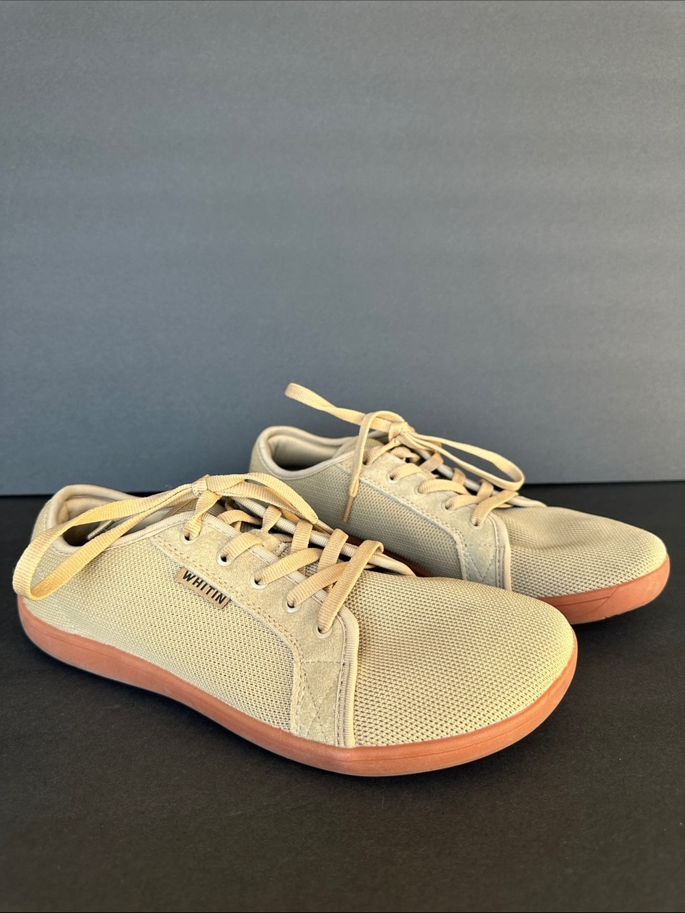 Men’s Whitin tan sneakers size 44